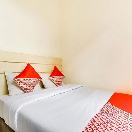 Oyo 2554 Hotel Arimbi Lama Dewi Sartika Bandung Esterno foto
