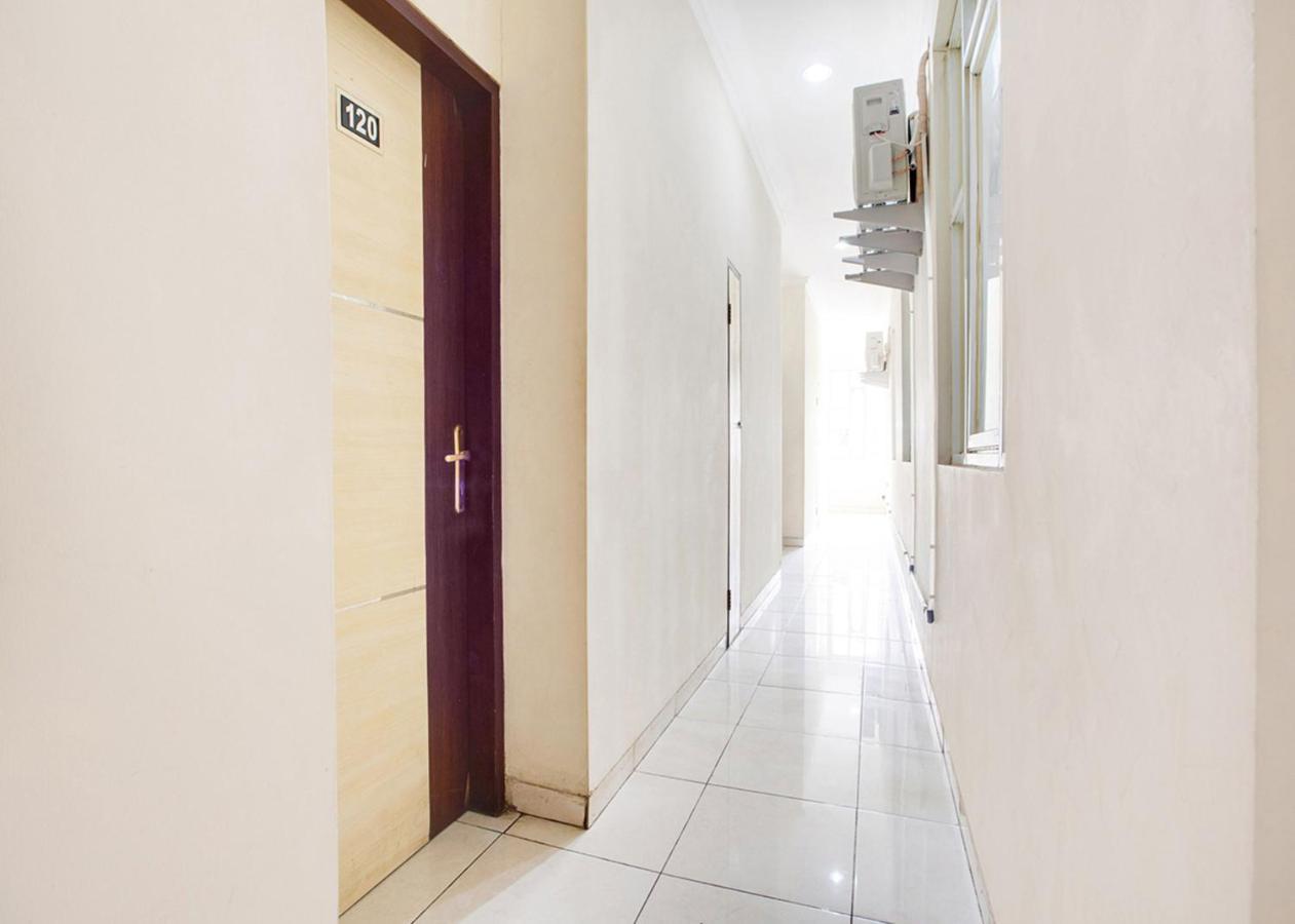 Oyo 2554 Hotel Arimbi Lama Dewi Sartika Bandung Esterno foto